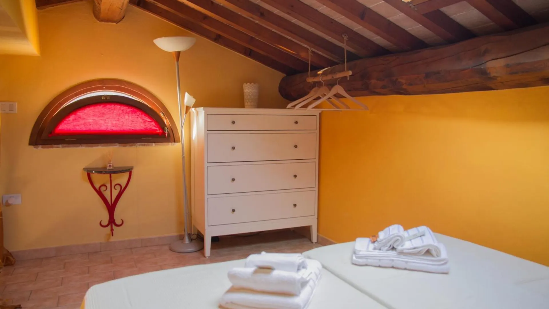 Suite San Martino Riparbella