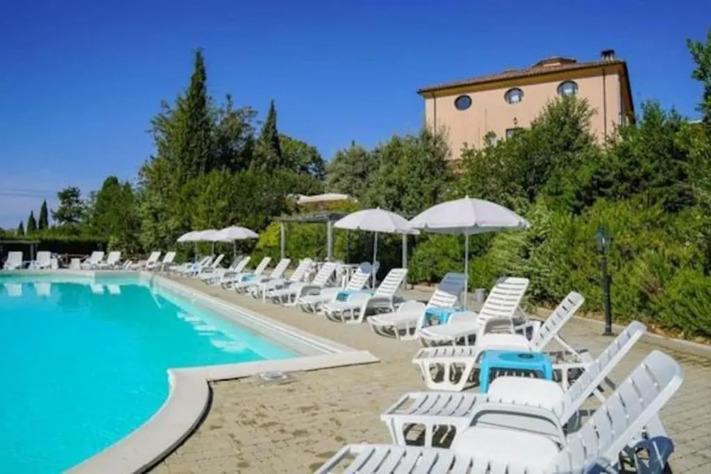 Suite San Martino Riparbella 0*,